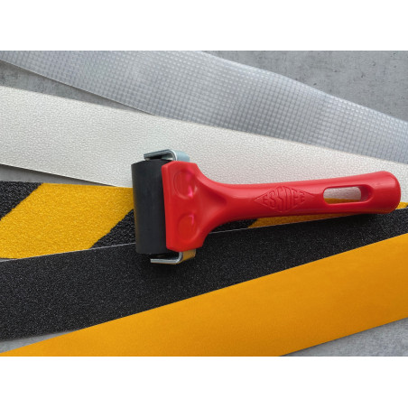 Přítlačný gumový váleček pro lepení pásek a profilů, šíře 5 cm