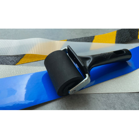 Přítlačný gumový váleček pro lepení pásek a profilů PROFI, šíře 5 cm