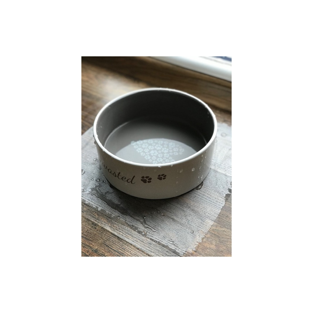 Ochranný kryt pod misku zvířat