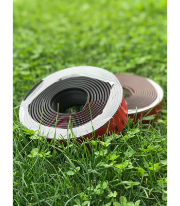 Protiskluzový profil I na schody s odolnou 3M páskou - šíře 49 mm - metráž