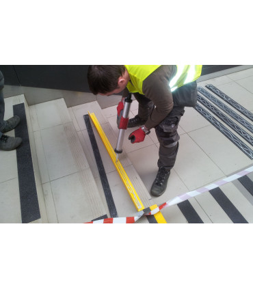 Lepidlo pro sklolaminátové pásy 300 ml