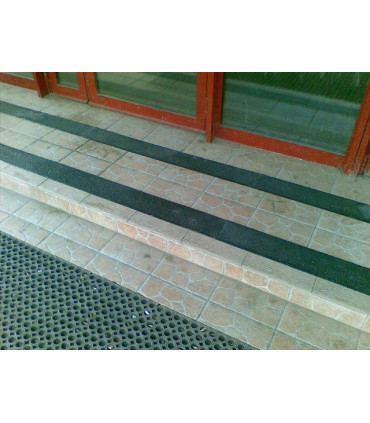 Protiskluzový pás 100 x 1220 mm